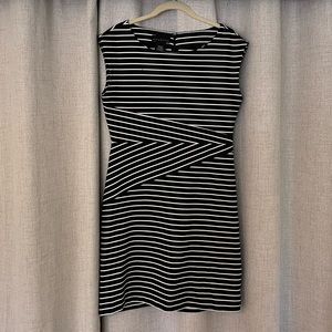 flattering stretchy stripe shift dress